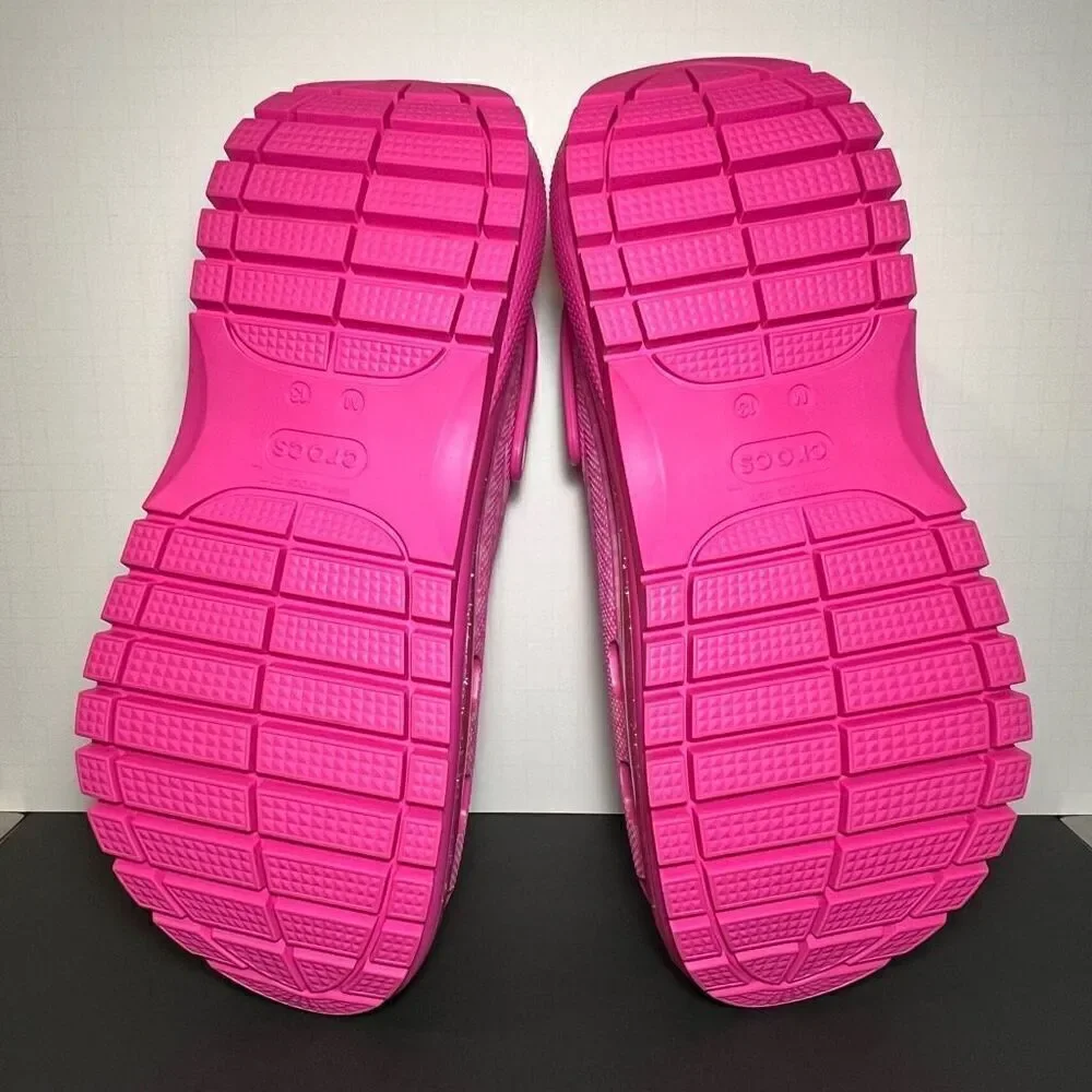 Mens *NWT* CROCS Barbie Movie Mega Crush Pink Clogs / Size 13
